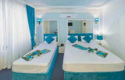 Sadra Hotel