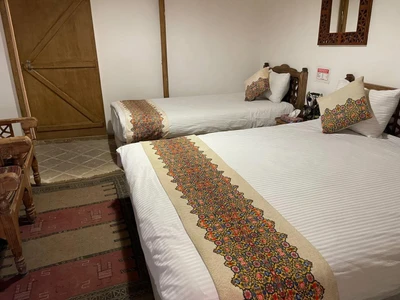 Dadamaan Traditional Hotel