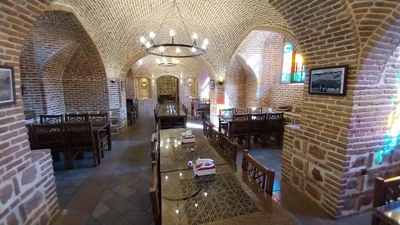 Sorkheyi Hotel