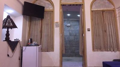 Khan Dohad Hotel