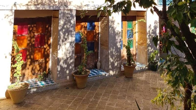 Tabesh Hotel
