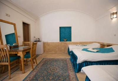 Baba Afzal Hotel