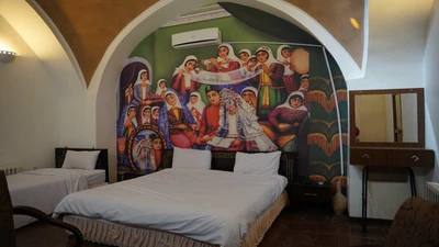Royaye Ghadim Hotel