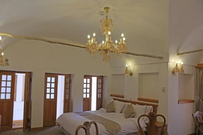 Karvanica Hotel