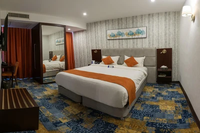 Avina Hotel