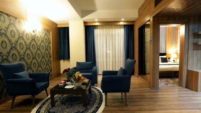 Pardisan Hotel