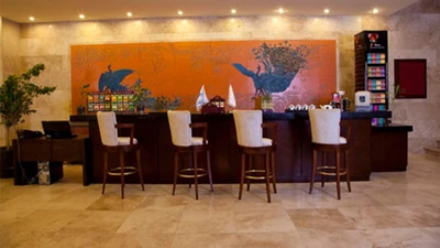Marina Park Hotel