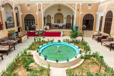 Rose Traditional Hotel