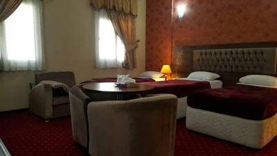 Parsia Grand Hotel