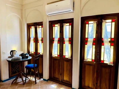 Ashkoob Traditional Hotel