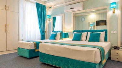 Sadra Hotel