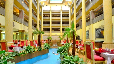 Dariush Grand Hotel