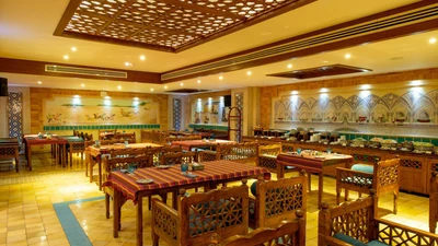 Zandiyeh Hotel