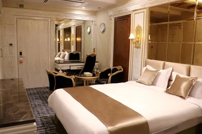 Rose Darvishi Hotel
