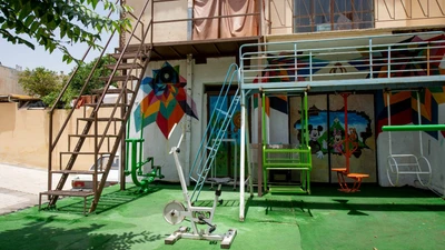 Niayesh Hotel