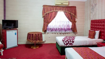 Parseh Hotel