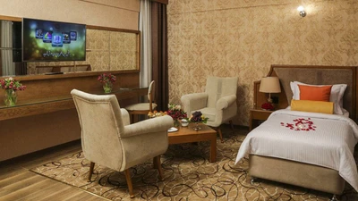 Pardisan Hotel