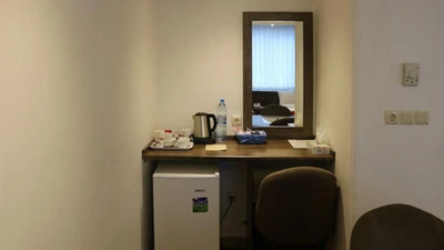Abrishami Hotel