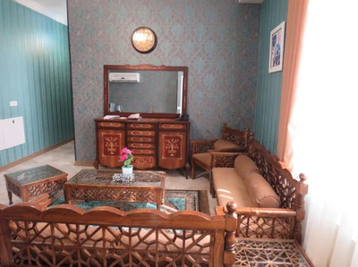 Kourosh Hotel