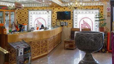 Sepahan Hotel