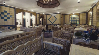 Lantern Traditional Hotel