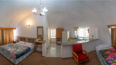 Chalus Tourist Hotel