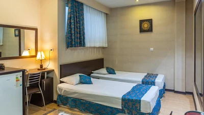 Alvand Hotel