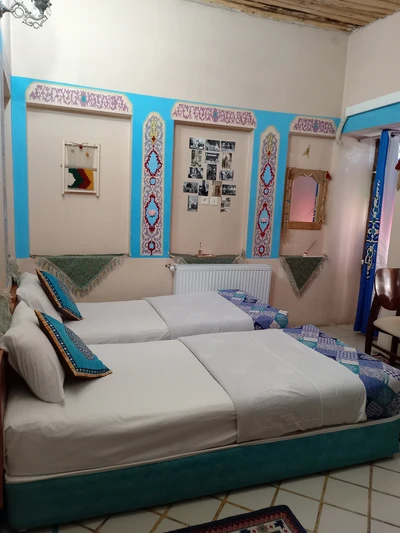 Mahmonir Traditional Hotel