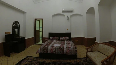 Lantern Traditional Hotel