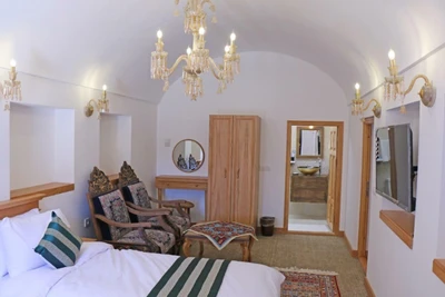 Karvanica Hotel