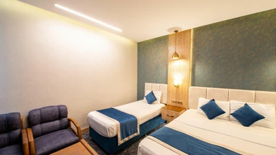 Setareh Hotel