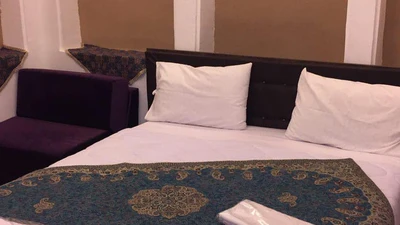 Khan Dohad Hotel