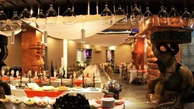 Pars International Hotel