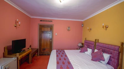 Abbasi Hotel