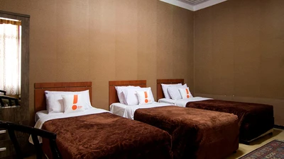 Arman Hotel