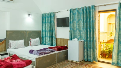 Almas Yazd Traditional Hotel