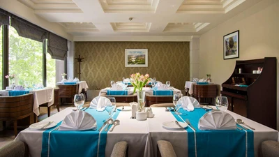 Espinas International Hotel