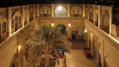 Sarabi Traditional Hotel