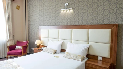Beyn Ol-Harameyn Hotel