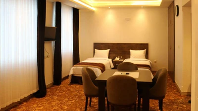 Abrishami Hotel
