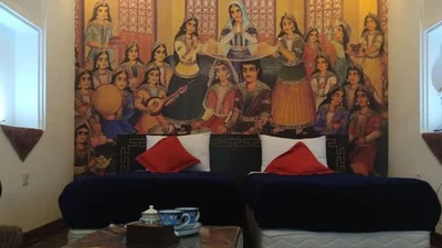 Royaye Ghadim Hotel