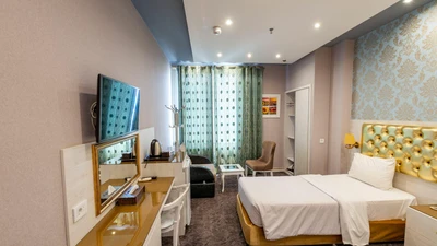Khajoo Hotel