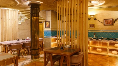 Roodaki Hotel