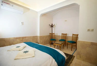 Baba Afzal Hotel