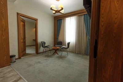 Liana Hotel
