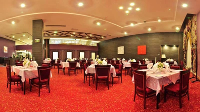 Pardisan Hotel