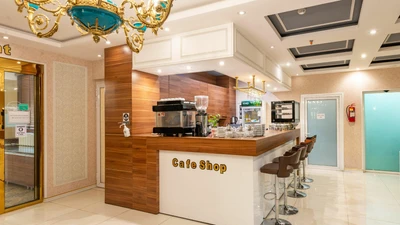 Khajoo Hotel