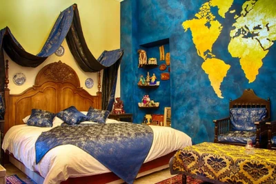 Shahparioun Hotel