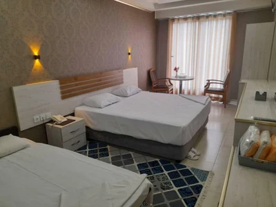 Sepahan Hotel