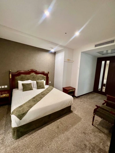 Qasr-Al-Ziafat Hotel
